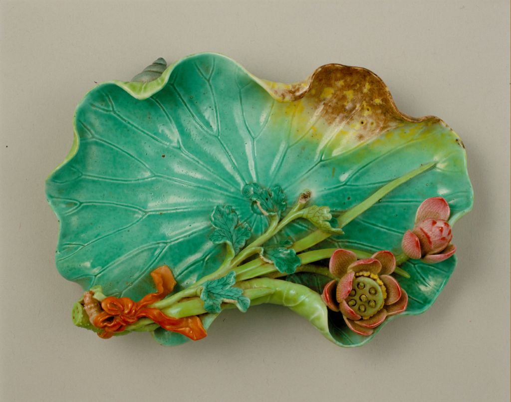 图片[2]-Pink carved citron plate inlaid with lotus leaves-China Archive